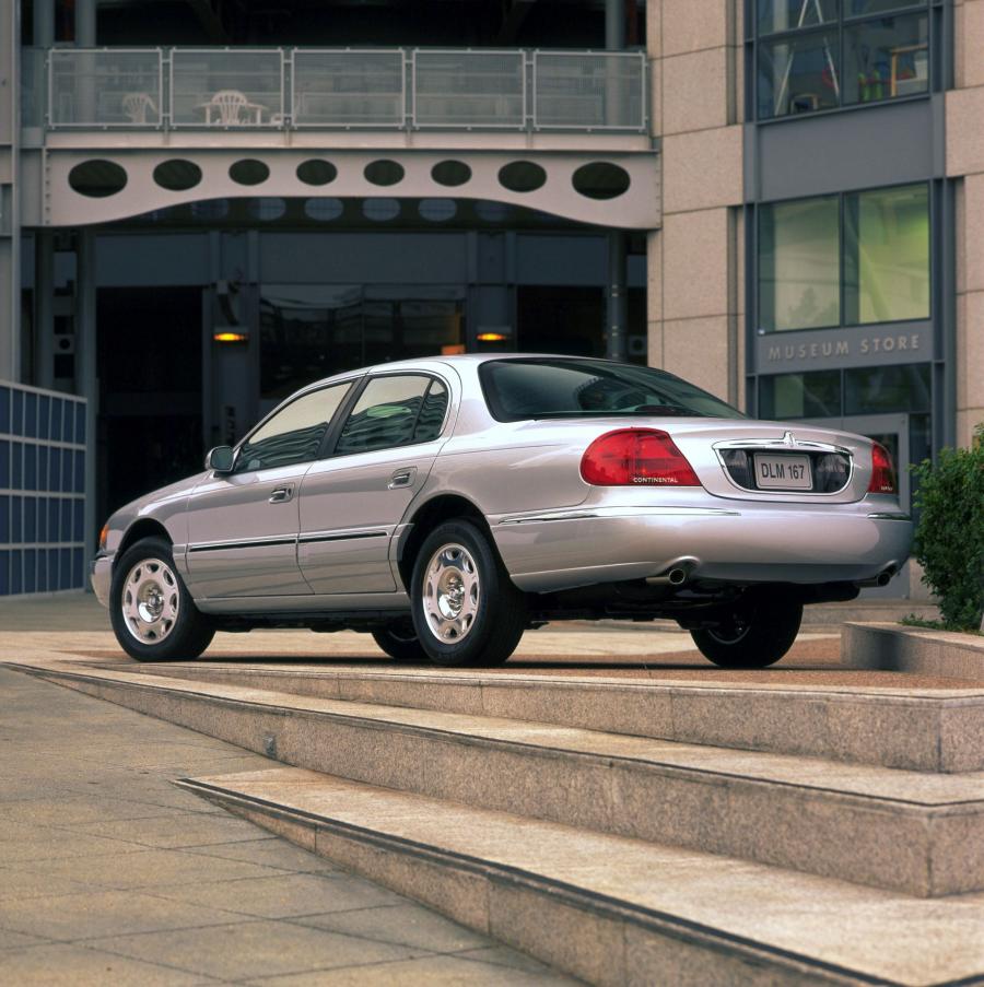  Lincoln Continental 1998 года  (фото 39 из 99)